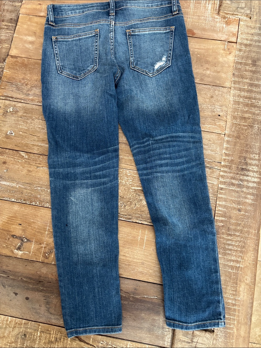 William B Distressed Jeans View 4
